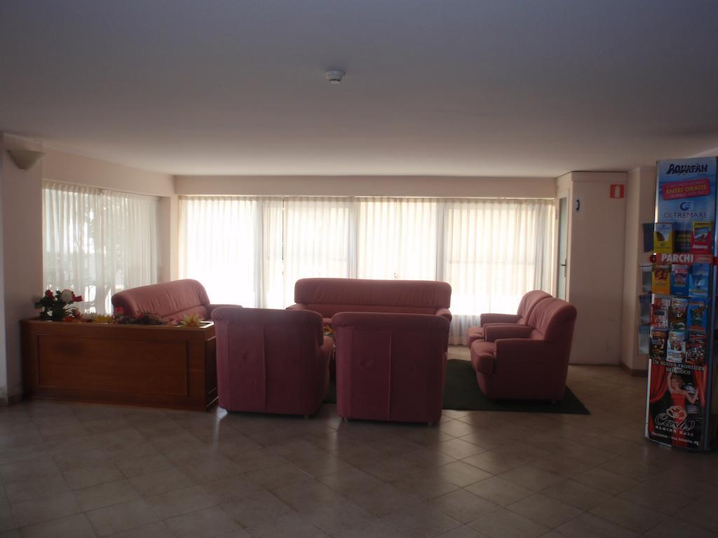 Hotel Glenn Rimini Bagian luar foto