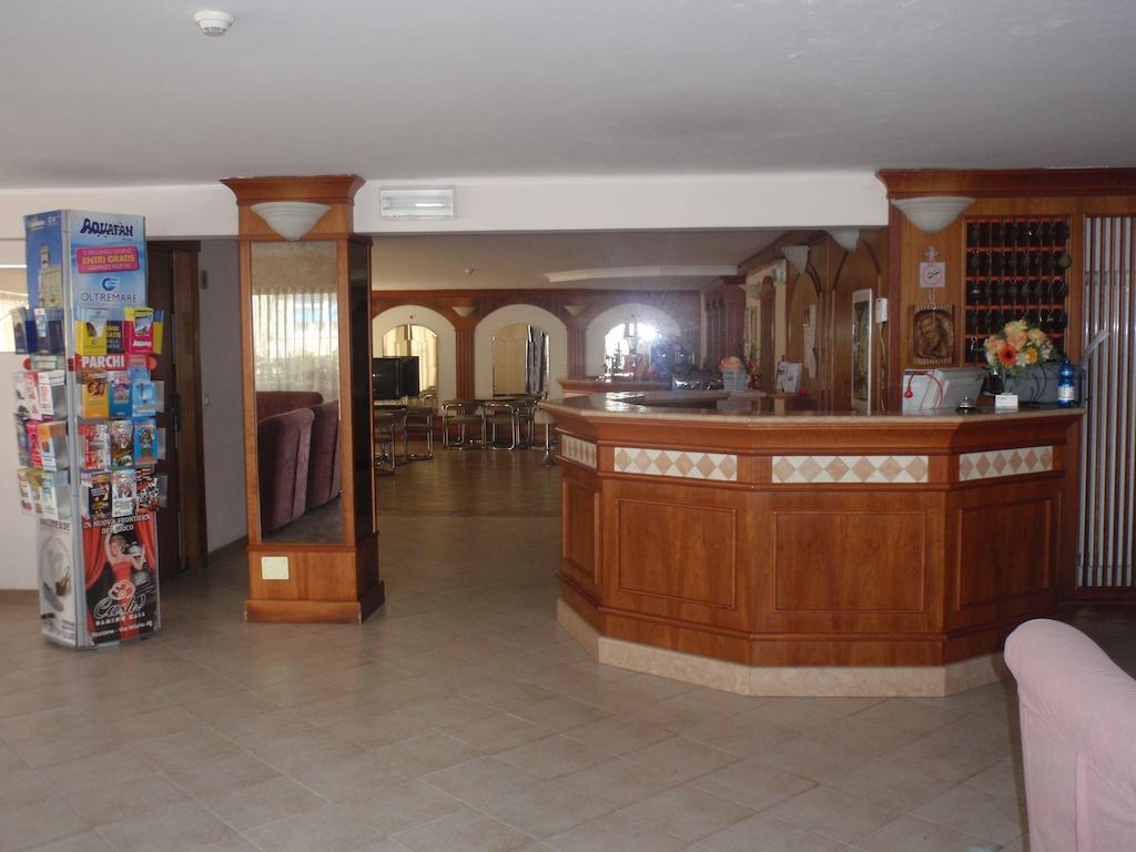 Hotel Glenn Rimini Bagian luar foto