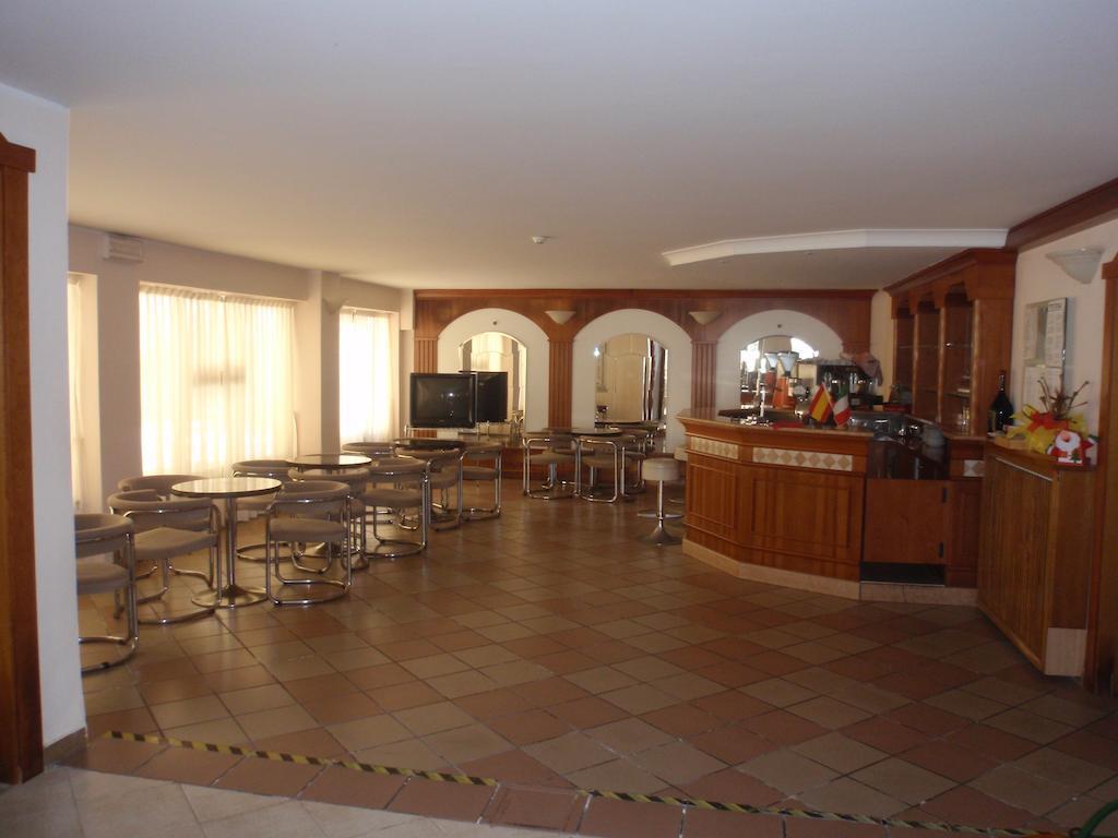 Hotel Glenn Rimini Bagian luar foto