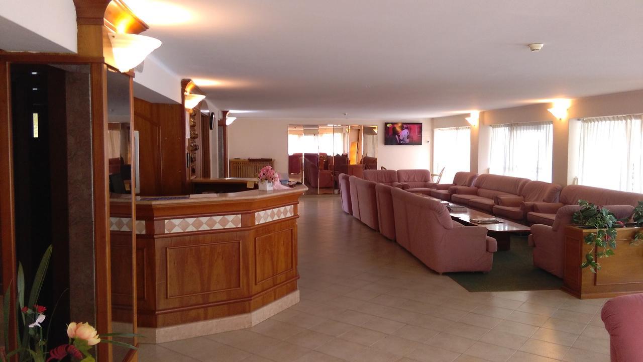 Hotel Glenn Rimini Bagian luar foto