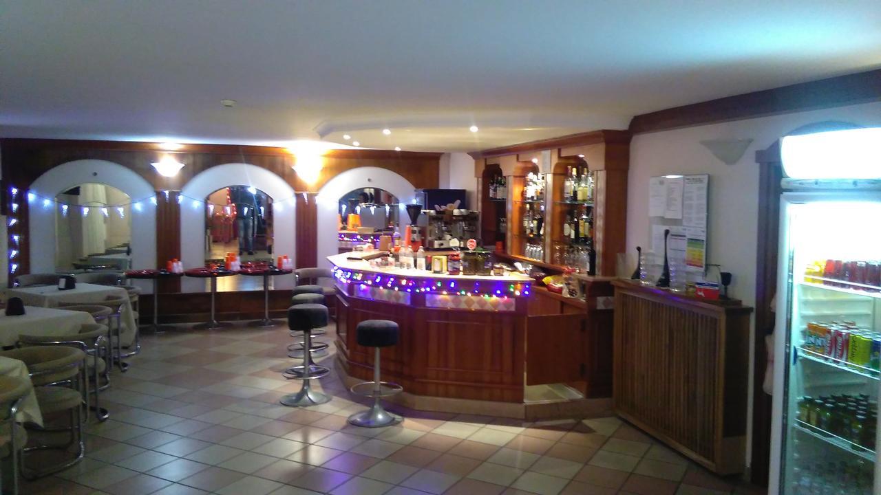 Hotel Glenn Rimini Bagian luar foto