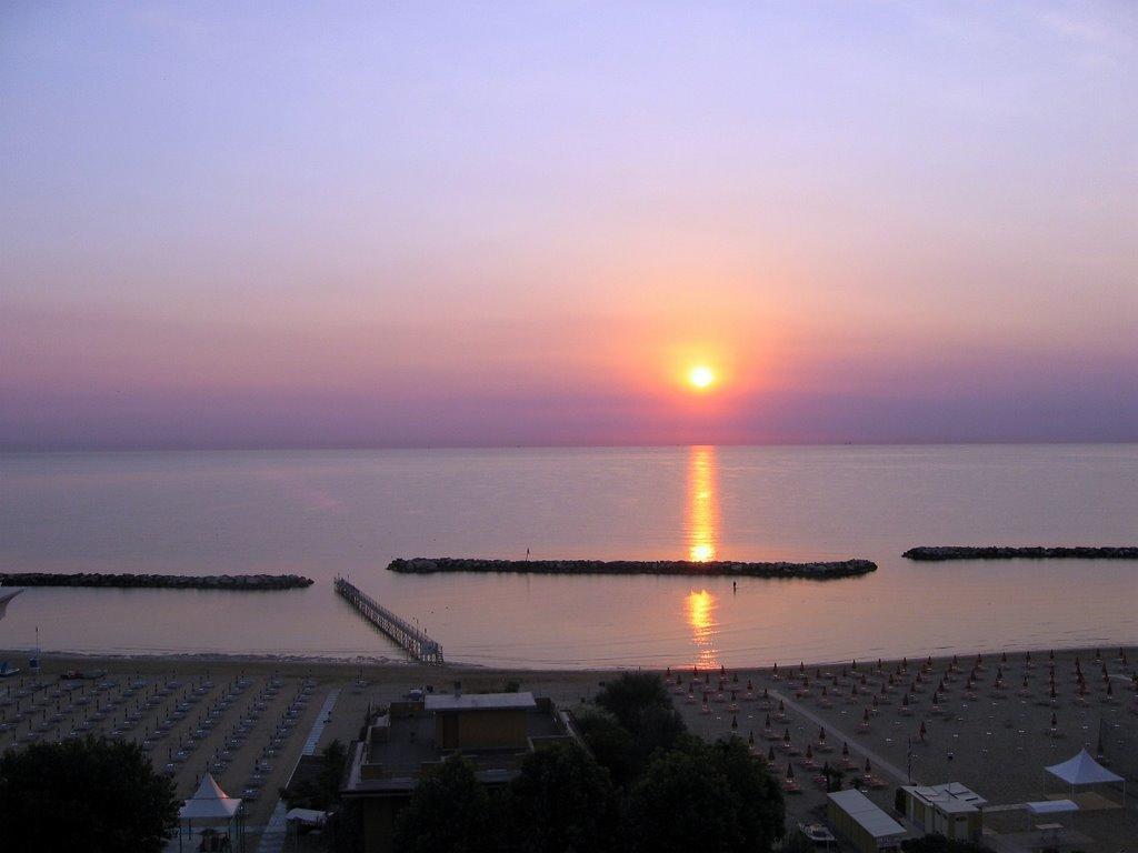Hotel Glenn Rimini Bagian luar foto